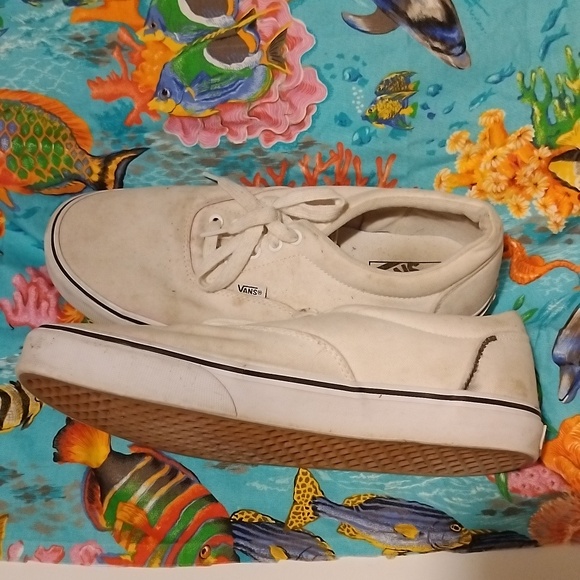 white Vans canvas sneakers men's size 10 - Picture 1 of 6